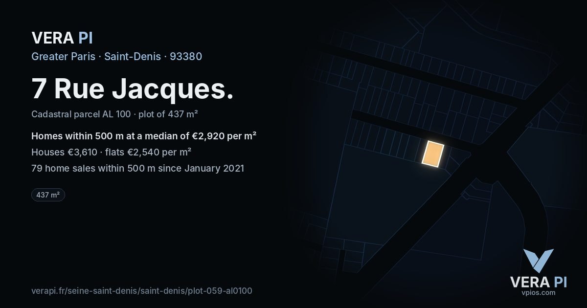 7 Rue Jacques, Saint-Denis at night – the plot lit, the parcels around coloured by the prices near them