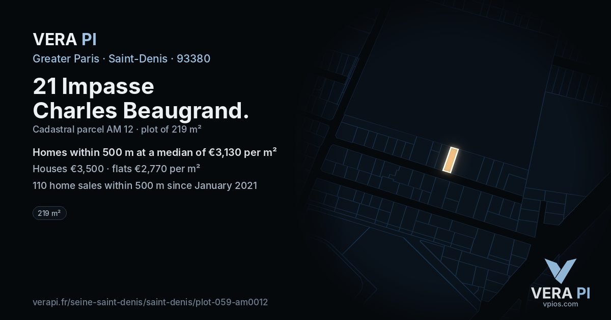 21 Impasse Charles Beaugrand, Saint-Denis at night – the plot lit, the parcels around coloured by the prices near them
