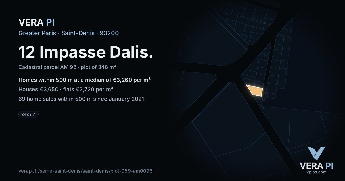 12 Impasse Dalis, Saint-Denis at night – the plot lit, the parcels around coloured by the prices near them