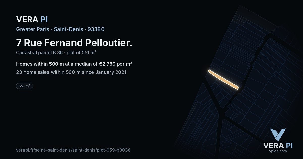 7 Rue Fernand Pelloutier, Saint-Denis at night – the plot lit, the parcels around coloured by the prices near them