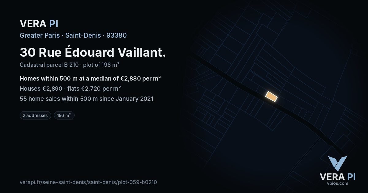 30 Rue Édouard Vaillant, Saint-Denis at night – the plot lit, the parcels around coloured by the prices near them