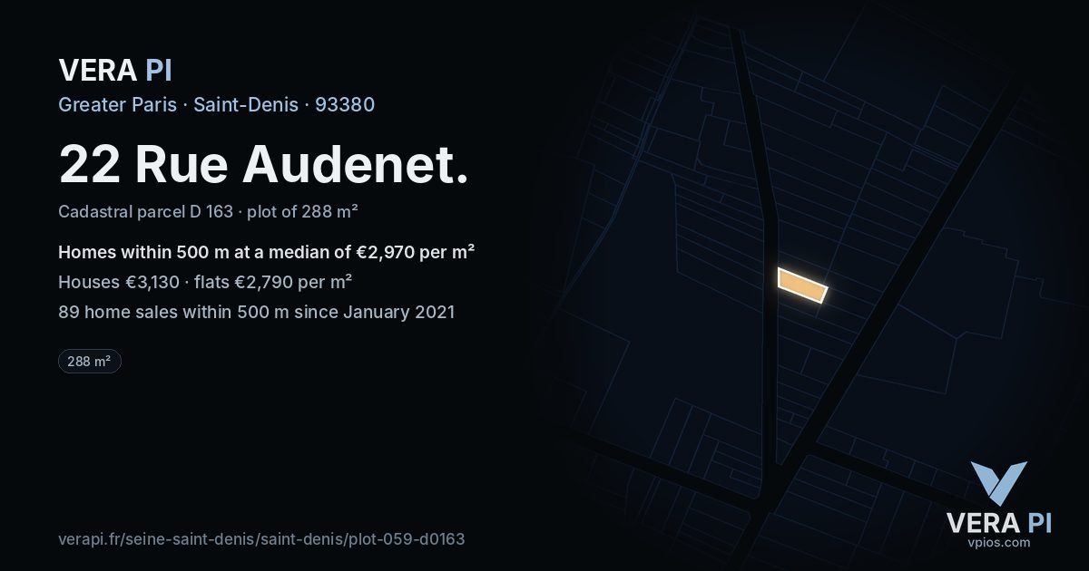 22 Rue Audenet, Saint-Denis at night – the plot lit, the parcels around coloured by the prices near them