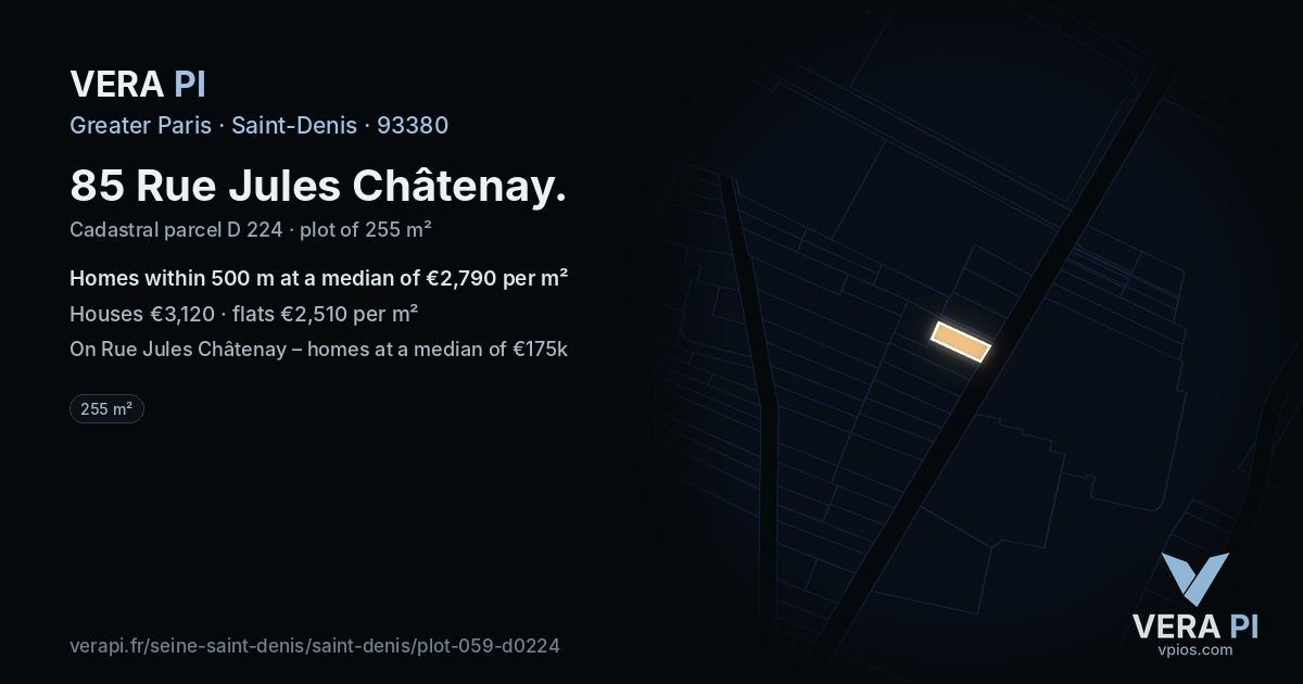 85 Rue Jules Châtenay, Saint-Denis at night – the plot lit, the parcels around coloured by the prices near them