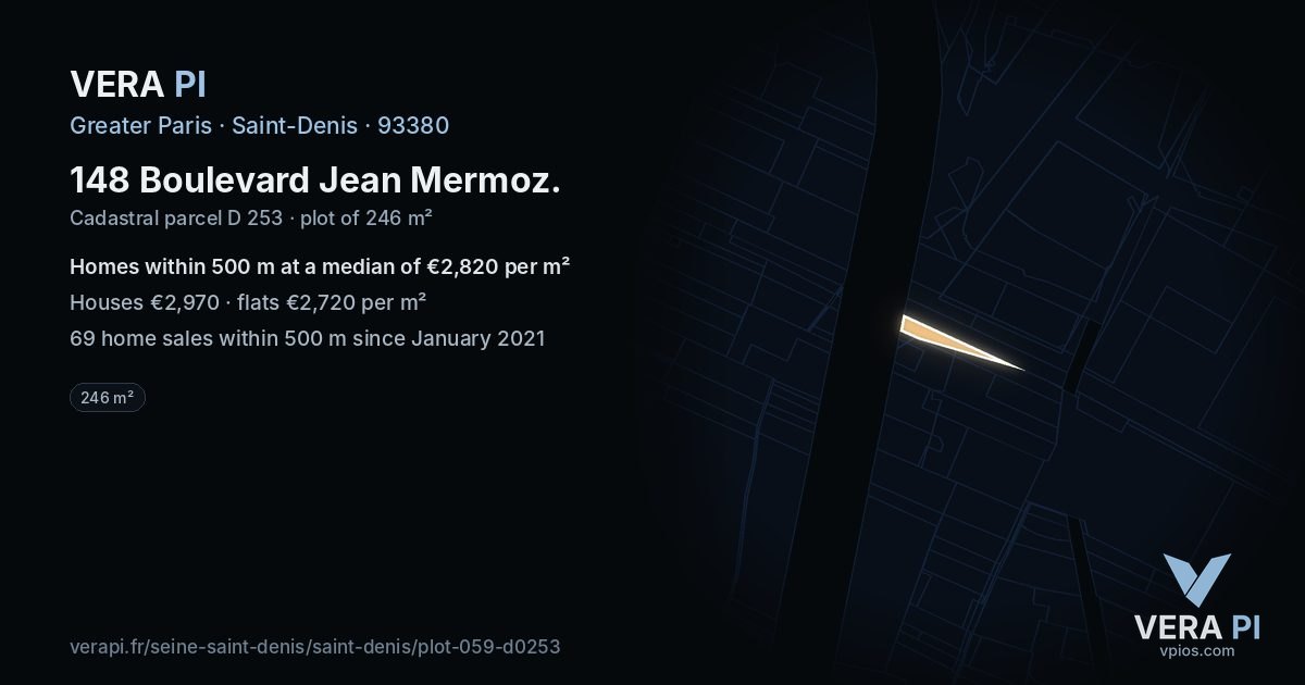 148 Boulevard Jean Mermoz, Saint-Denis at night – the plot lit, the parcels around coloured by the prices near them