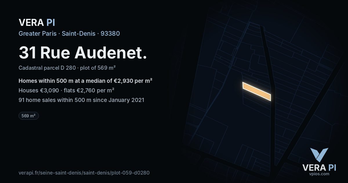31 Rue Audenet, Saint-Denis at night – the plot lit, the parcels around coloured by the prices near them