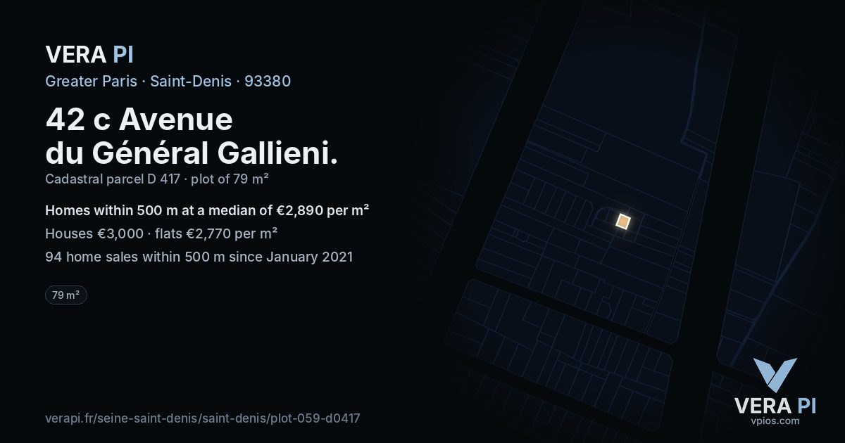 42 c Avenue du Général Gallieni, Saint-Denis at night – the plot lit, the parcels around coloured by the prices near them
