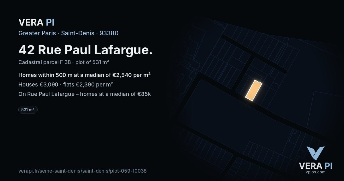 42 Rue Paul Lafargue, Saint-Denis at night – the plot lit, the parcels around coloured by the prices near them