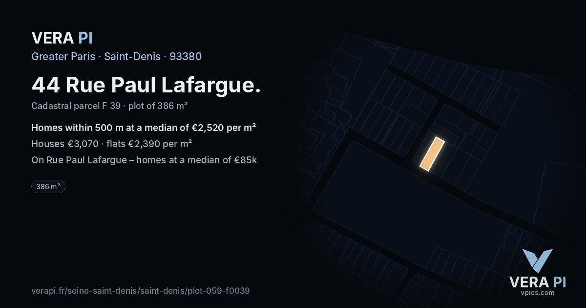 44 Rue Paul Lafargue, Saint-Denis at night – the plot lit, the parcels around coloured by the prices near them