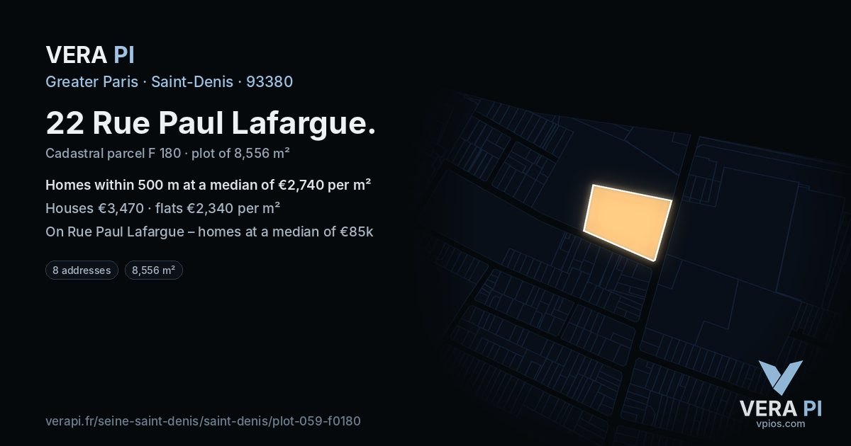 22 Rue Paul Lafargue, Saint-Denis at night – the plot lit, the parcels around coloured by the prices near them