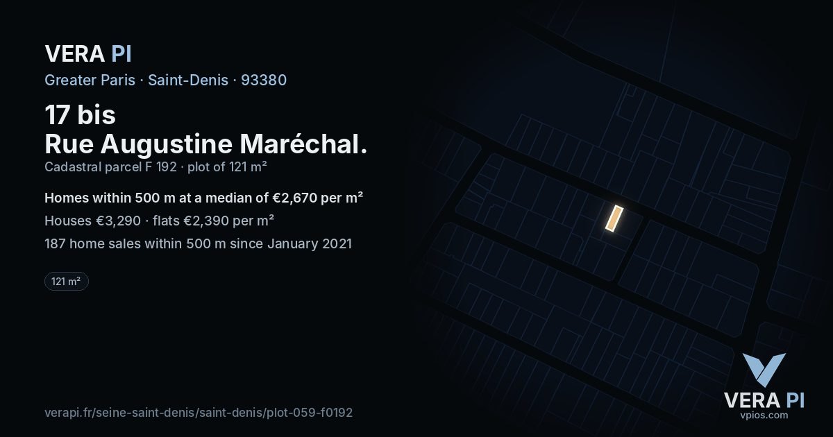 17 bis Rue Augustine Maréchal, Saint-Denis at night – the plot lit, the parcels around coloured by the prices near them