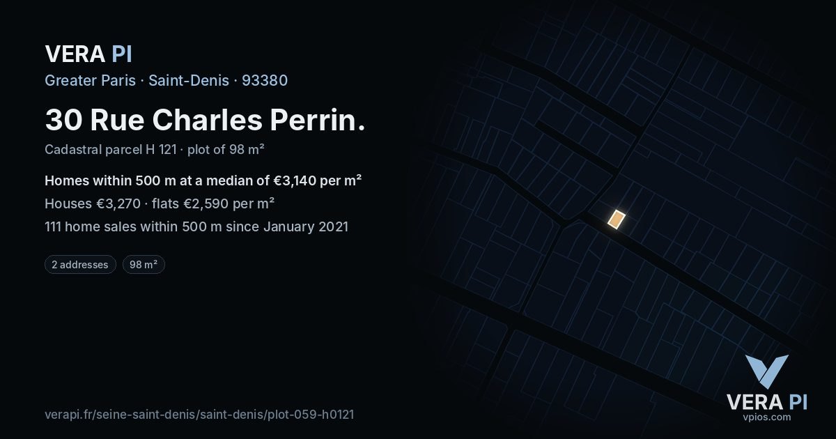 30 Rue Charles Perrin, Saint-Denis at night – the plot lit, the parcels around coloured by the prices near them