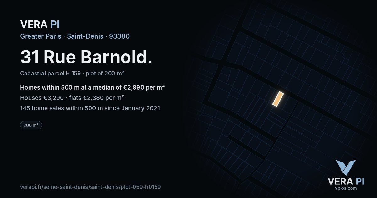 31 Rue Barnold, Saint-Denis at night – the plot lit, the parcels around coloured by the prices near them