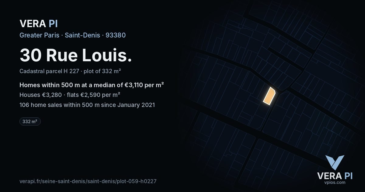 30 Rue Louis, Saint-Denis at night – the plot lit, the parcels around coloured by the prices near them