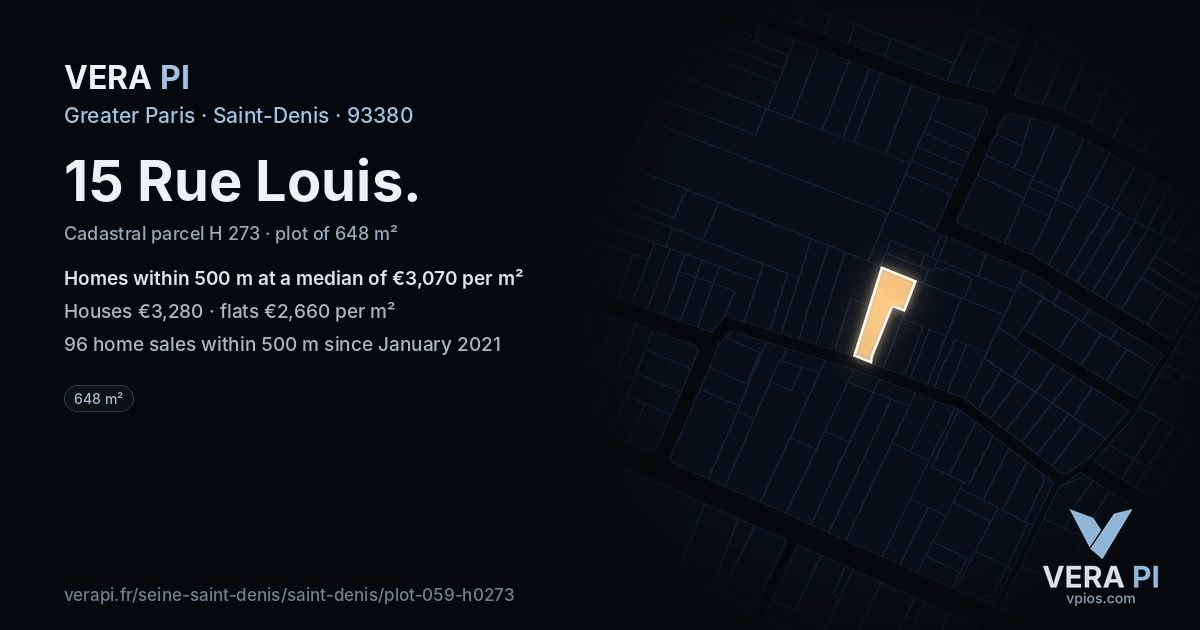 15 Rue Louis, Saint-Denis at night – the plot lit, the parcels around coloured by the prices near them