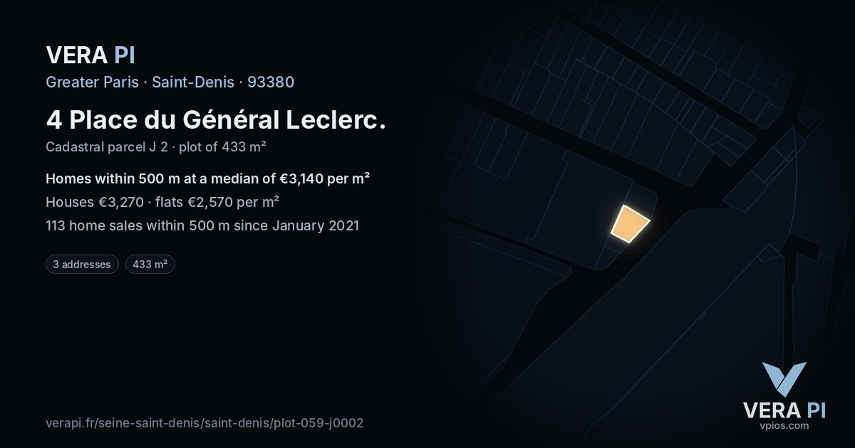 4 Place du Général Leclerc, Saint-Denis at night – the plot lit, the parcels around coloured by the prices near them