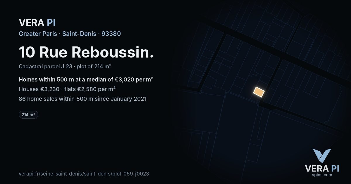 10 Rue Reboussin, Saint-Denis at night – the plot lit, the parcels around coloured by the prices near them