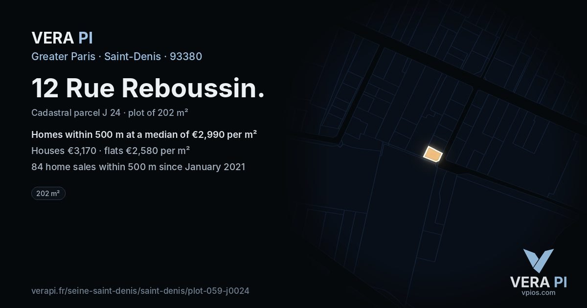 12 Rue Reboussin, Saint-Denis at night – the plot lit, the parcels around coloured by the prices near them