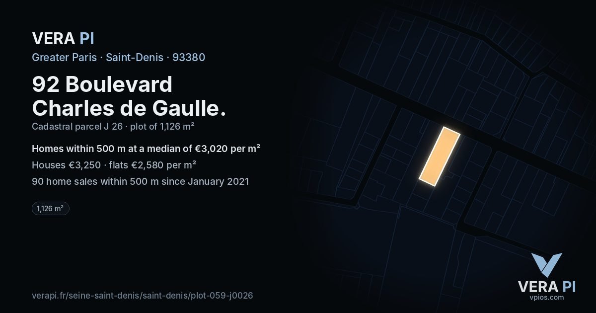 92 Boulevard Charles de Gaulle, Saint-Denis at night – the plot lit, the parcels around coloured by the prices near them