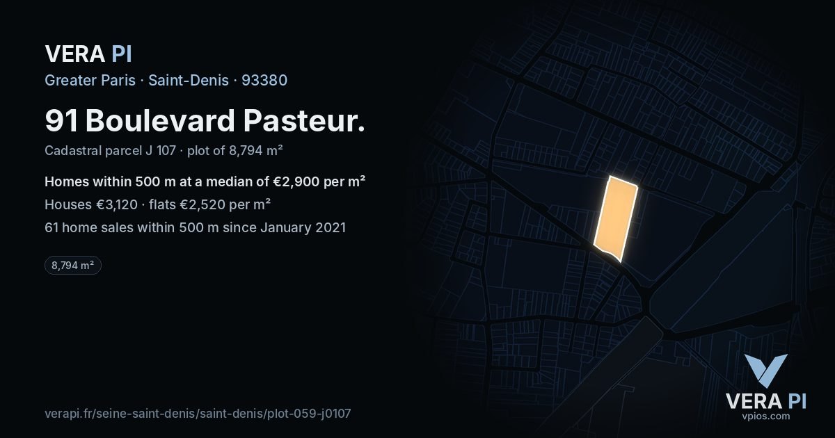 91 Boulevard Pasteur, Saint-Denis at night – the plot lit, the parcels around coloured by the prices near them