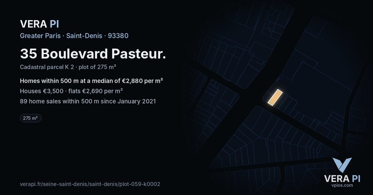 35 Boulevard Pasteur, Saint-Denis at night – the plot lit, the parcels around coloured by the prices near them