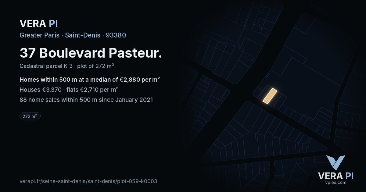 37 Boulevard Pasteur, Saint-Denis at night – the plot lit, the parcels around coloured by the prices near them