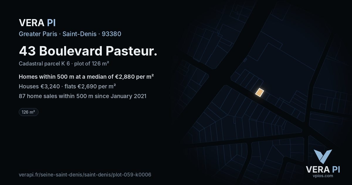 43 Boulevard Pasteur, Saint-Denis at night – the plot lit, the parcels around coloured by the prices near them