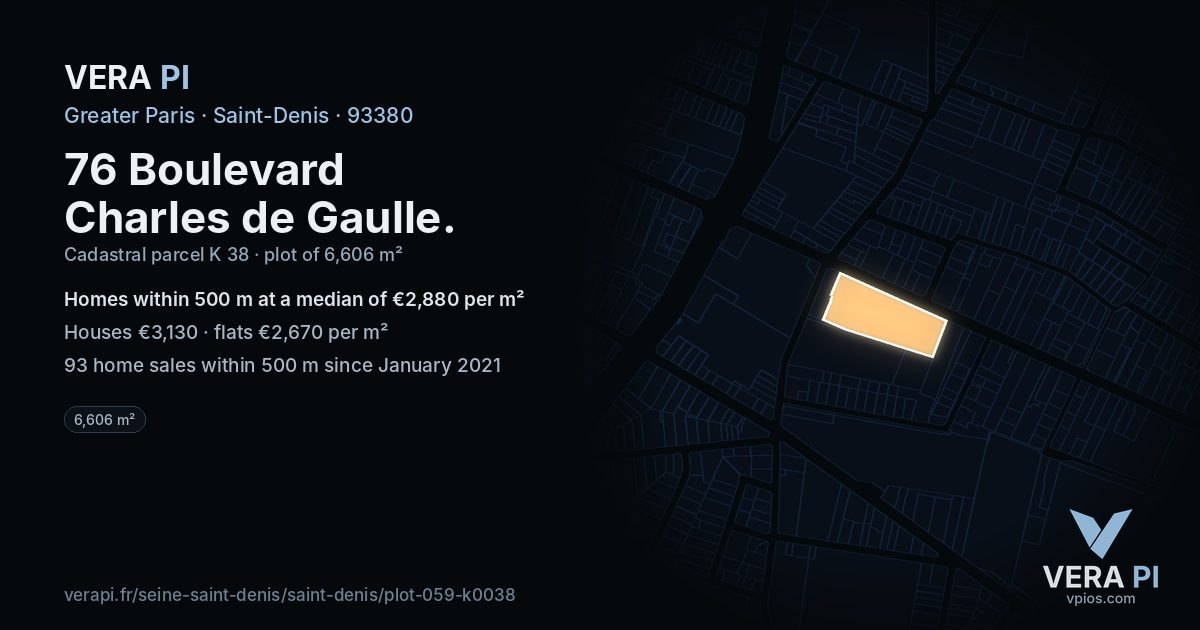 76 Boulevard Charles de Gaulle, Saint-Denis at night – the plot lit, the parcels around coloured by the prices near them