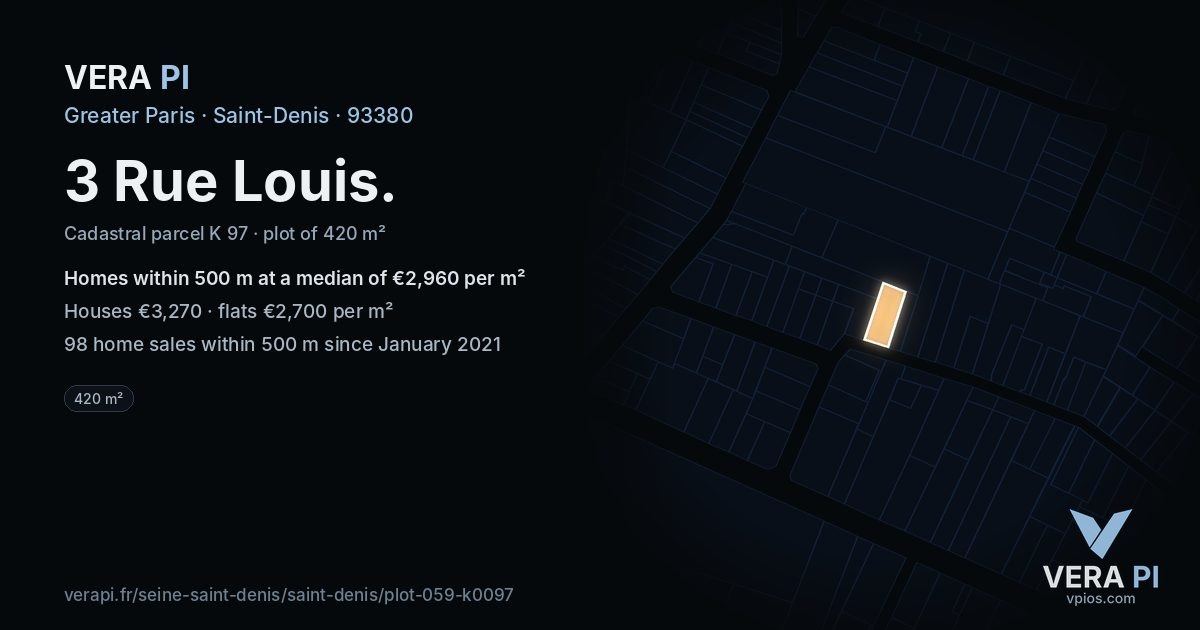 3 Rue Louis, Saint-Denis at night – the plot lit, the parcels around coloured by the prices near them