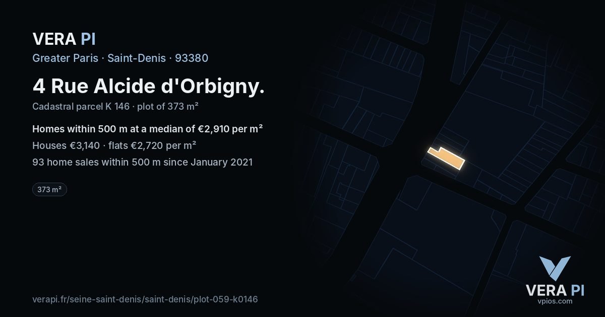 4 Rue Alcide d'Orbigny, Saint-Denis at night – the plot lit, the parcels around coloured by the prices near them