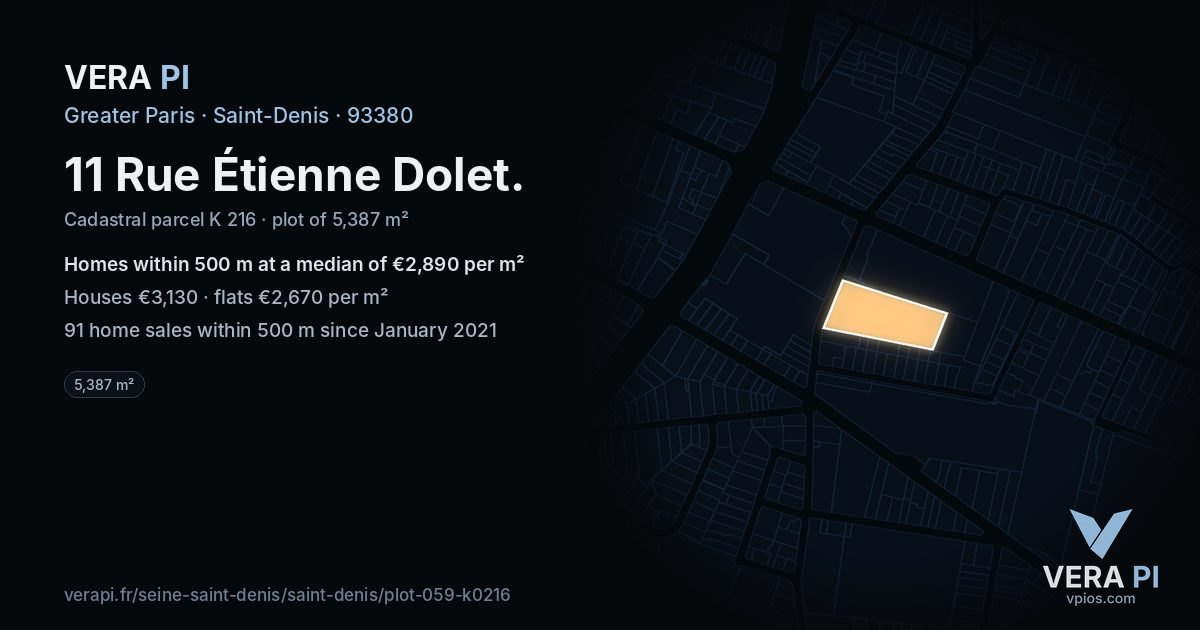 11 Rue Étienne Dolet, Saint-Denis at night – the plot lit, the parcels around coloured by the prices near them