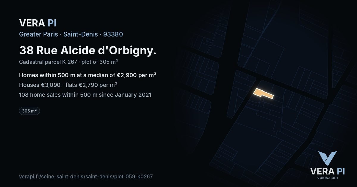 38 Rue Alcide d'Orbigny, Saint-Denis at night – the plot lit, the parcels around coloured by the prices near them