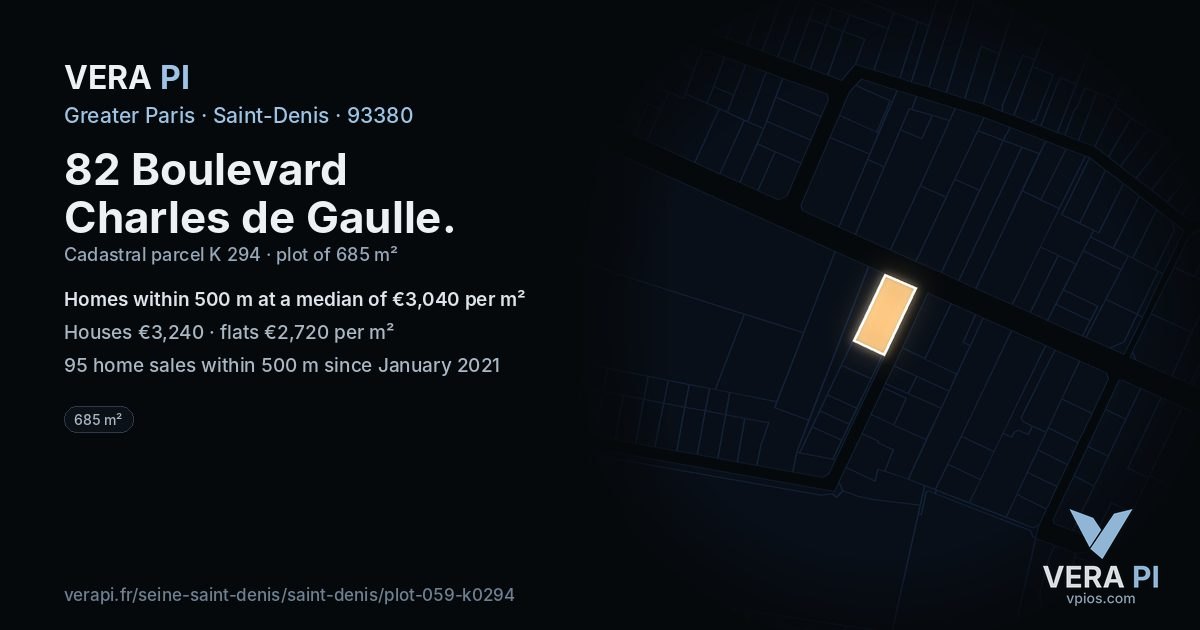 82 Boulevard Charles de Gaulle, Saint-Denis at night – the plot lit, the parcels around coloured by the prices near them