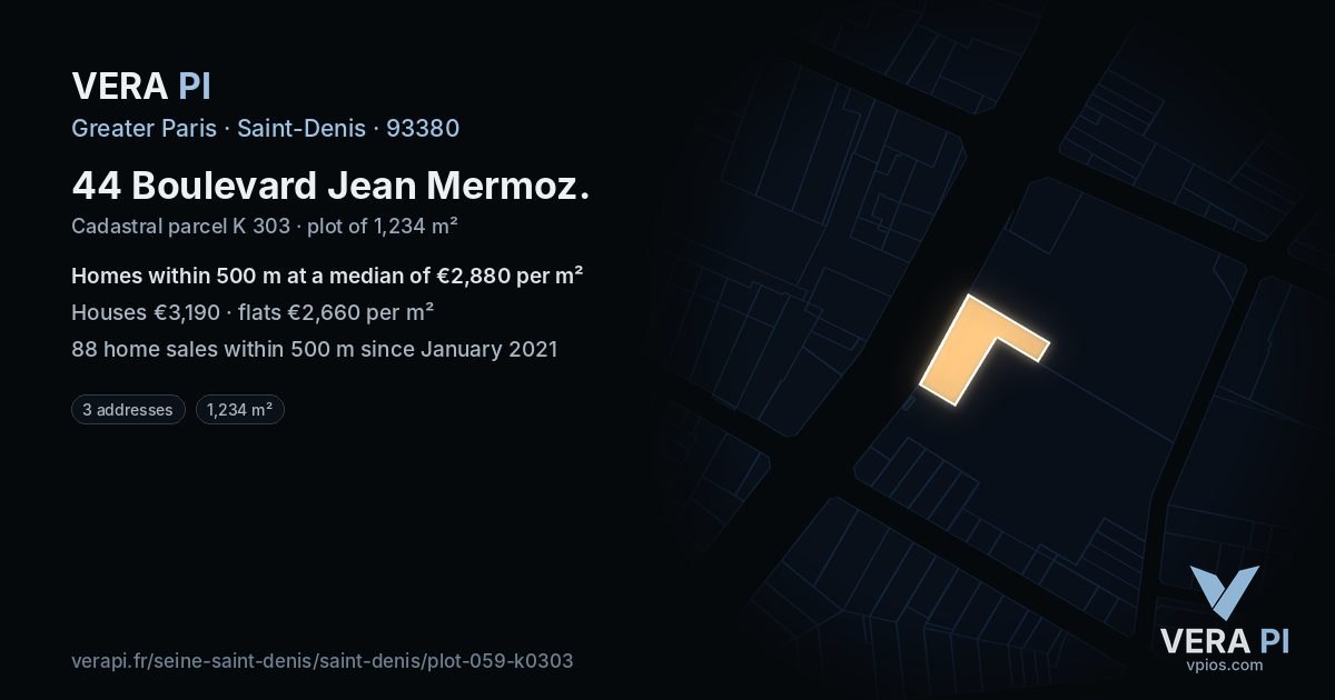 44 Boulevard Jean Mermoz, Saint-Denis at night – the plot lit, the parcels around coloured by the prices near them
