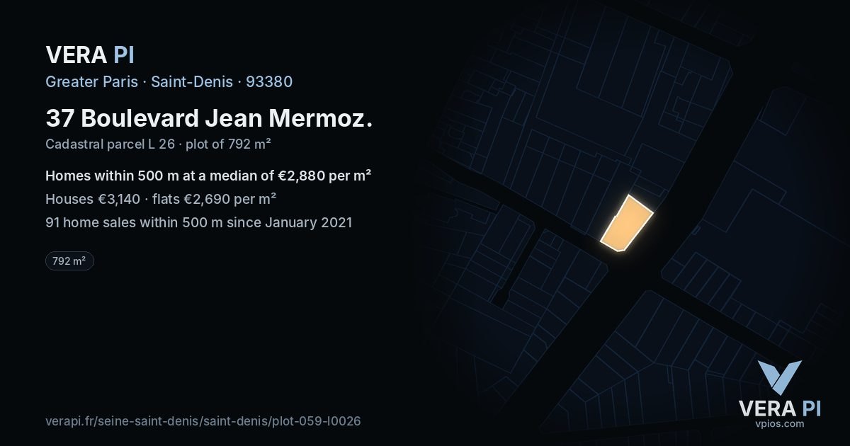 37 Boulevard Jean Mermoz, Saint-Denis at night – the plot lit, the parcels around coloured by the prices near them