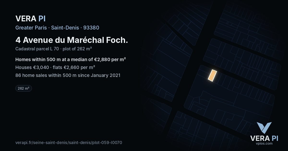 4 Avenue du Maréchal Foch, Saint-Denis at night – the plot lit, the parcels around coloured by the prices near them