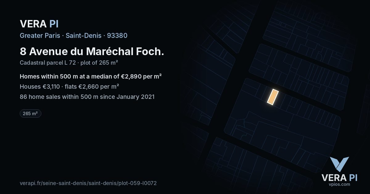 8 Avenue du Maréchal Foch, Saint-Denis at night – the plot lit, the parcels around coloured by the prices near them