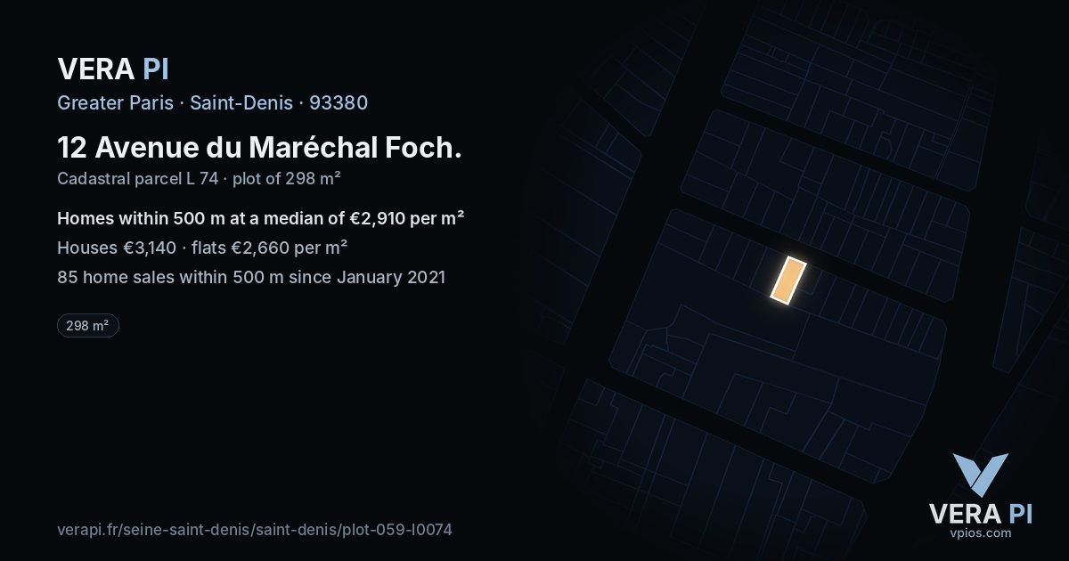 12 Avenue du Maréchal Foch, Saint-Denis at night – the plot lit, the parcels around coloured by the prices near them