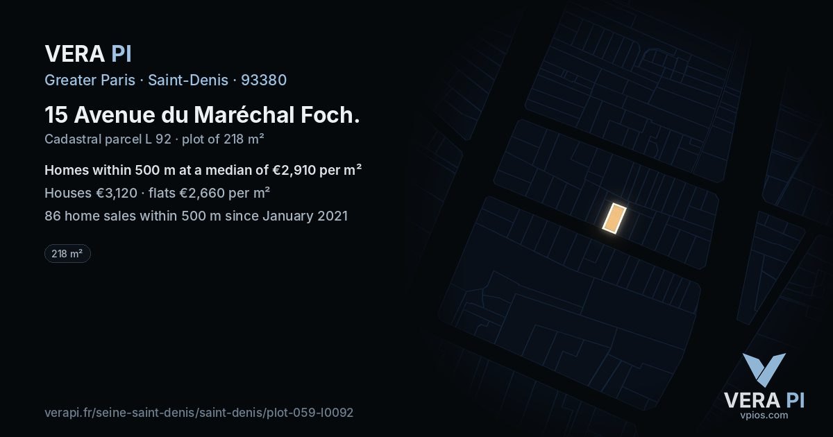 15 Avenue du Maréchal Foch, Saint-Denis at night – the plot lit, the parcels around coloured by the prices near them