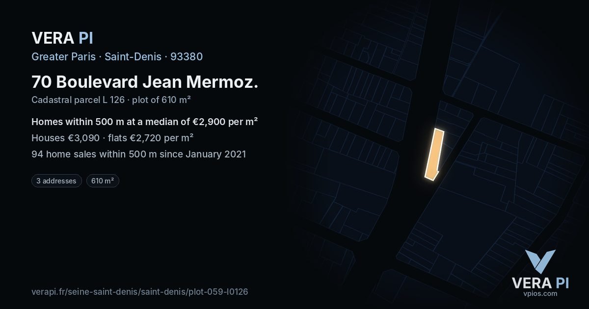 70 Boulevard Jean Mermoz, Saint-Denis at night – the plot lit, the parcels around coloured by the prices near them