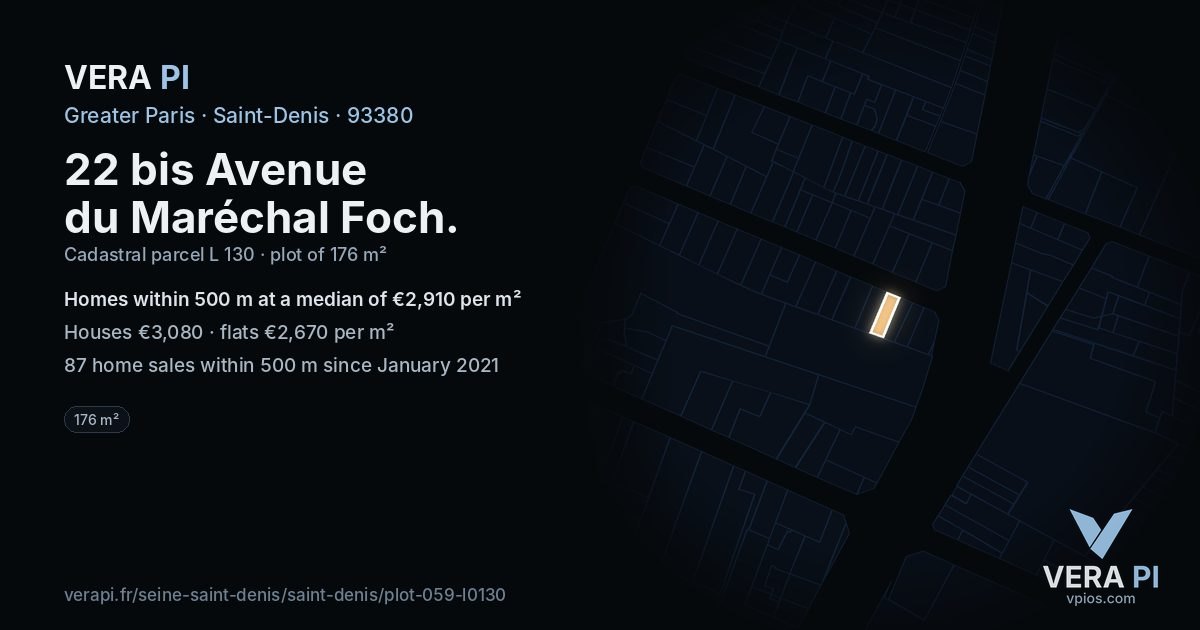 22 bis Avenue du Maréchal Foch, Saint-Denis at night – the plot lit, the parcels around coloured by the prices near them
