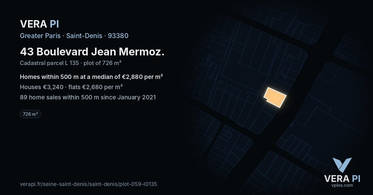 43 Boulevard Jean Mermoz, Saint-Denis at night – the plot lit, the parcels around coloured by the prices near them