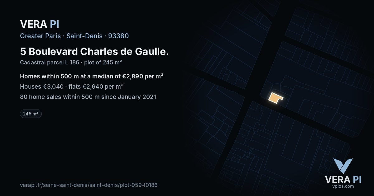 5 Boulevard Charles de Gaulle, Saint-Denis at night – the plot lit, the parcels around coloured by the prices near them