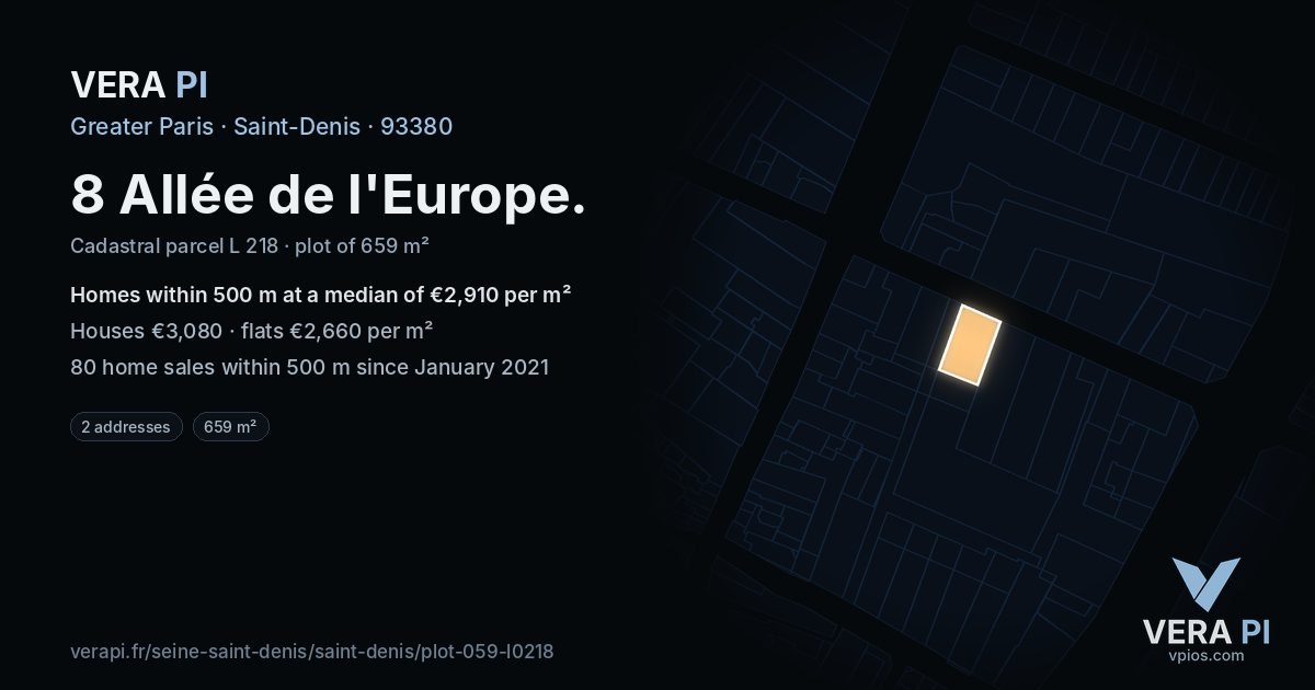 8 Allée de l'Europe, Saint-Denis at night – the plot lit, the parcels around coloured by the prices near them