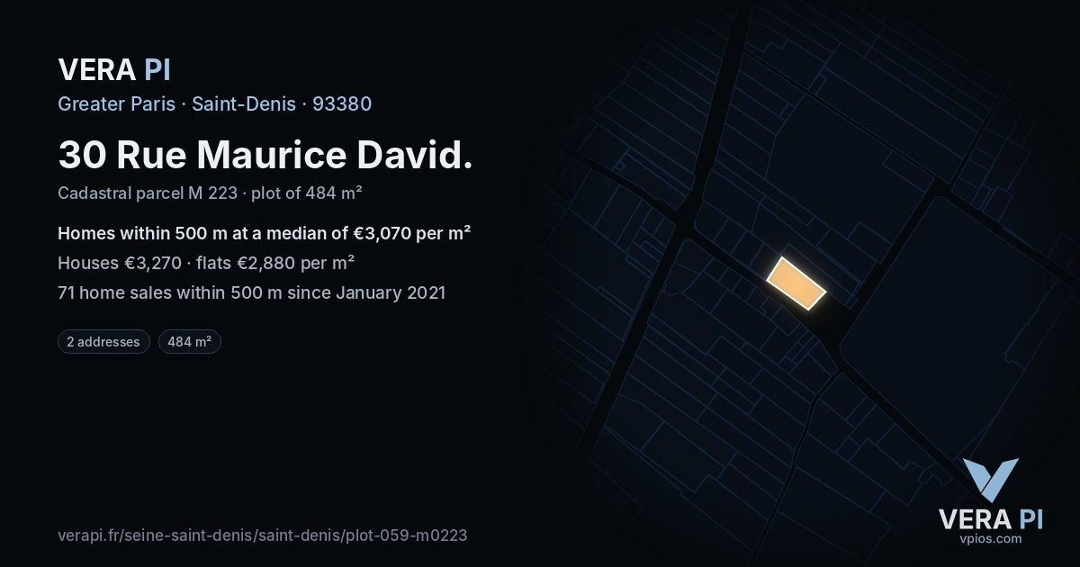 30 Rue Maurice David, Saint-Denis at night – the plot lit, the parcels around coloured by the prices near them