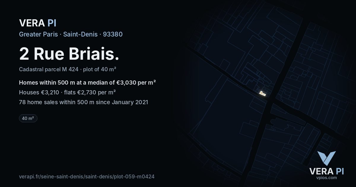 2 Rue Briais, Saint-Denis at night – the plot lit, the parcels around coloured by the prices near them