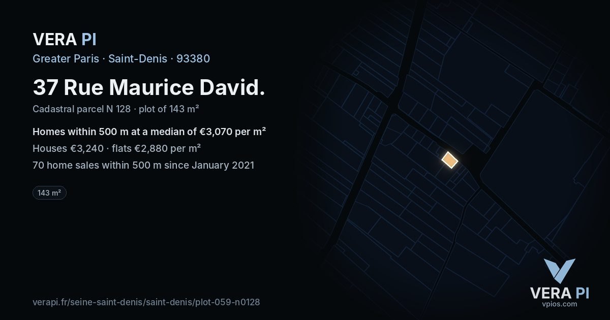 37 Rue Maurice David, Saint-Denis at night – the plot lit, the parcels around coloured by the prices near them