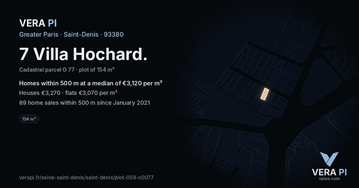 7 Villa Hochard, Saint-Denis at night – the plot lit, the parcels around coloured by the prices near them