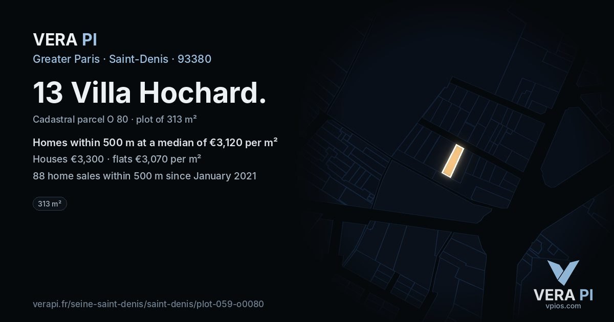 13 Villa Hochard, Saint-Denis at night – the plot lit, the parcels around coloured by the prices near them