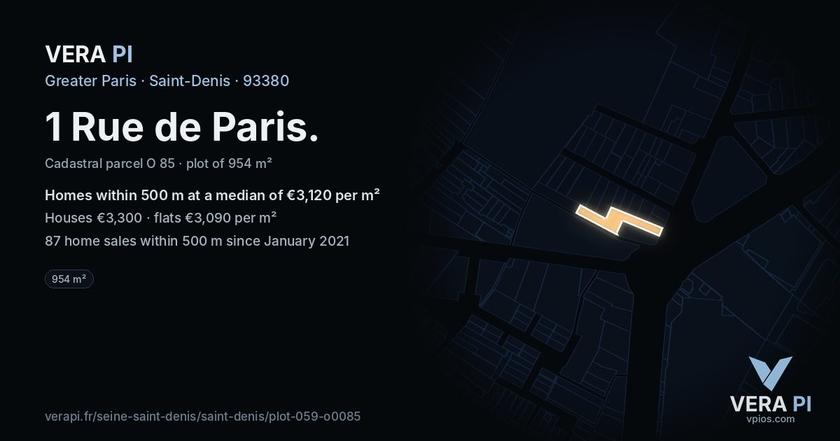 1 Rue de Paris, Saint-Denis at night – the plot lit, the parcels around coloured by the prices near them
