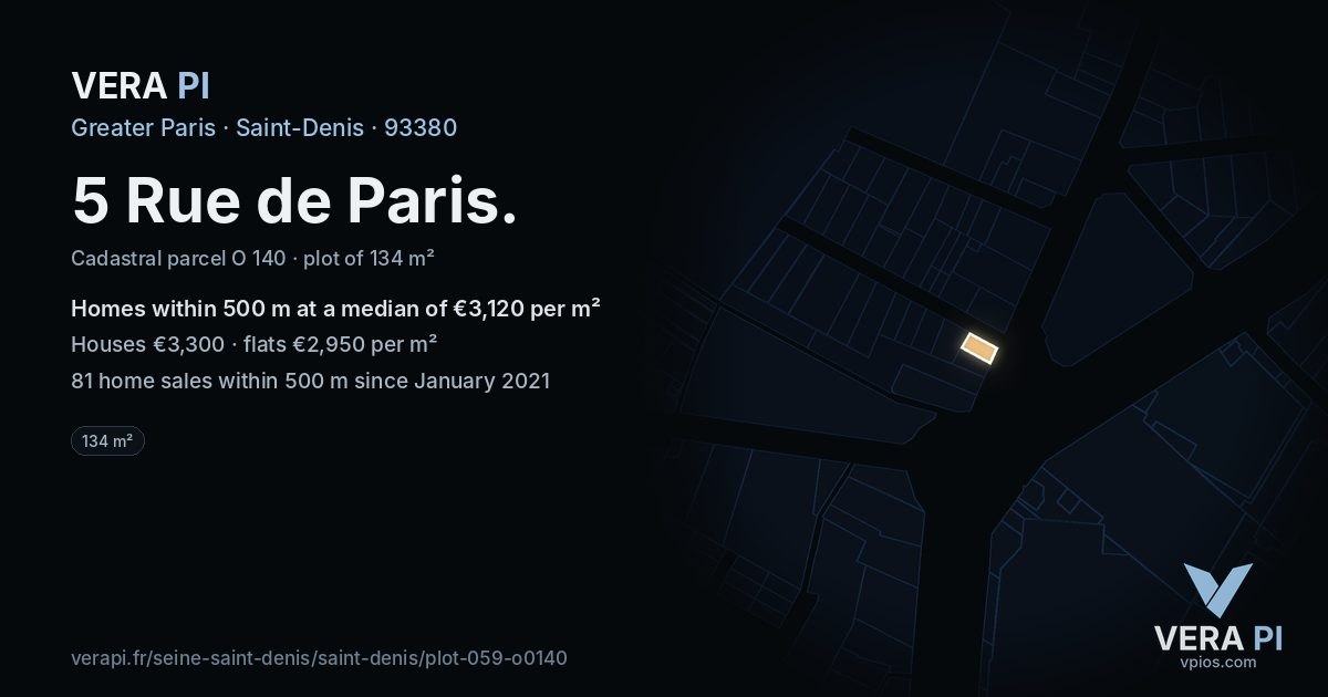 5 Rue de Paris, Saint-Denis at night – the plot lit, the parcels around coloured by the prices near them